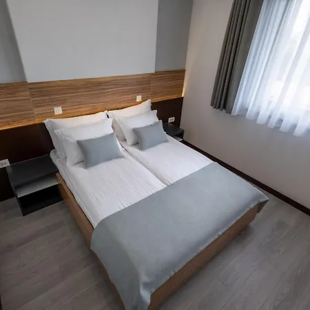 البوسنة 1 فندق