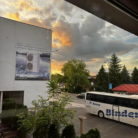 البوسنة 1 فندق 3*